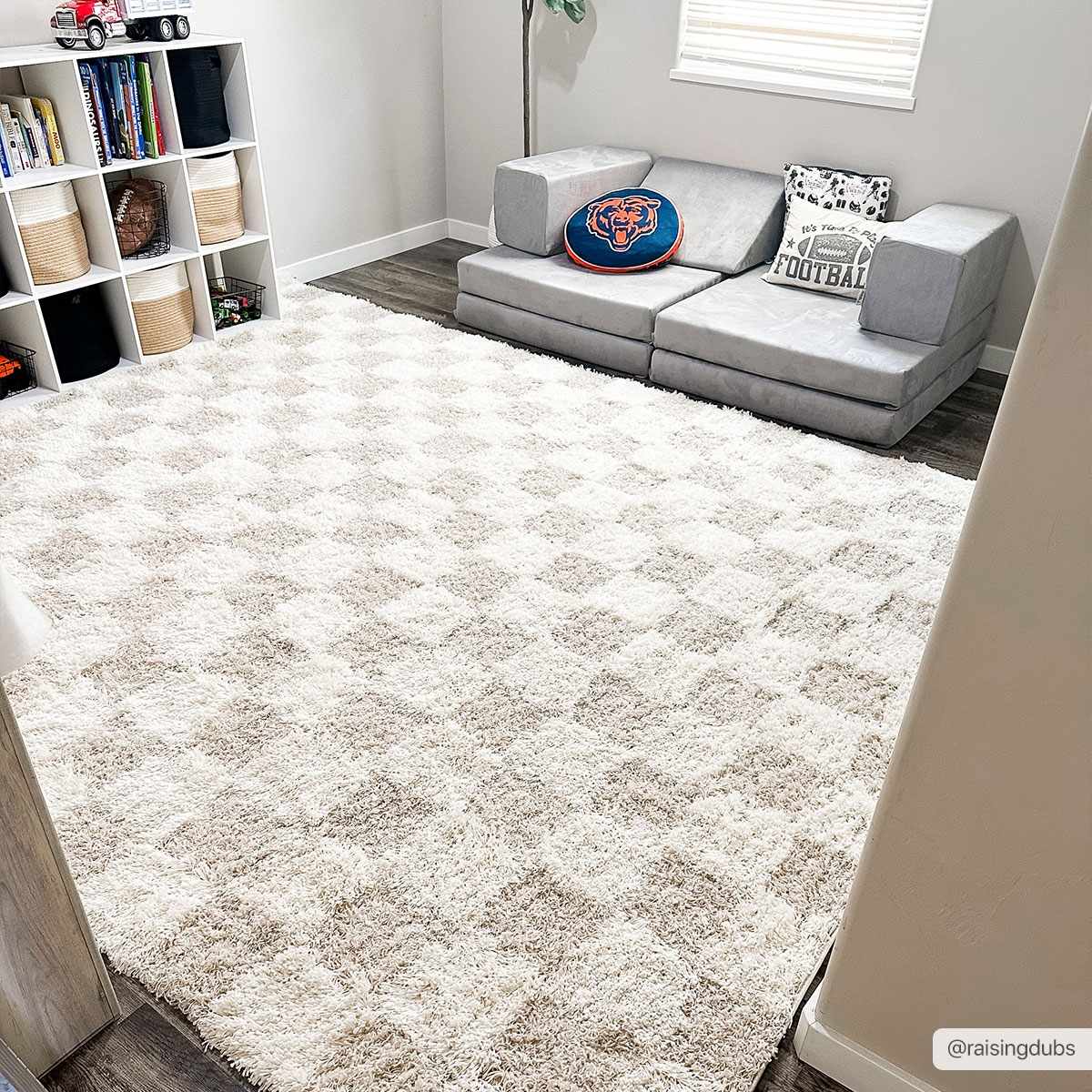 Cloud-Soft Checkered Area Rug – Contemporary Plush in Warm Neutrals
