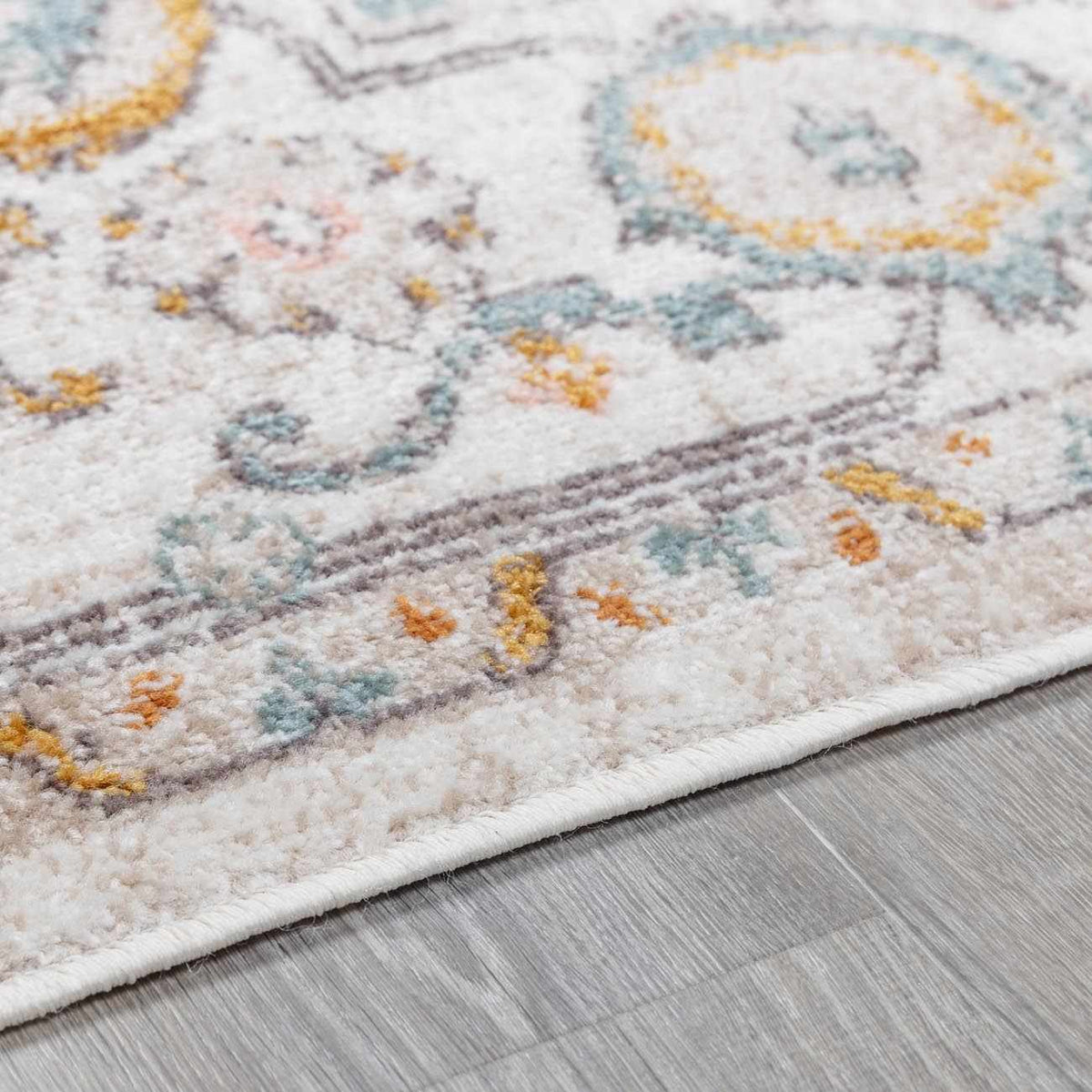Hearthside Area Rug – Cozy Traditional Style, Warm Earthy Palette