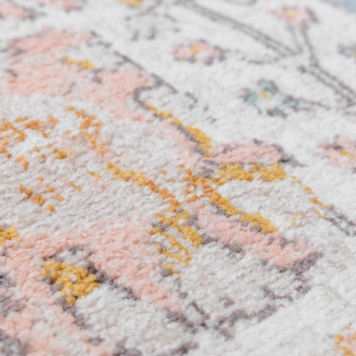 Hearthside Area Rug – Cozy Traditional Style, Warm Earthy Palette