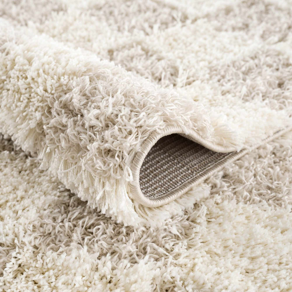 Cloud-Soft Checkered Area Rug – Contemporary Plush in Warm Neutrals