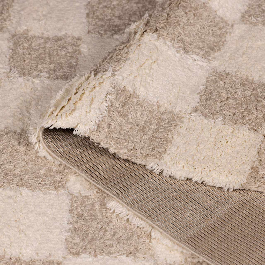 Cloud-Soft Checkered Area Rug – Contemporary Plush in Warm Neutrals