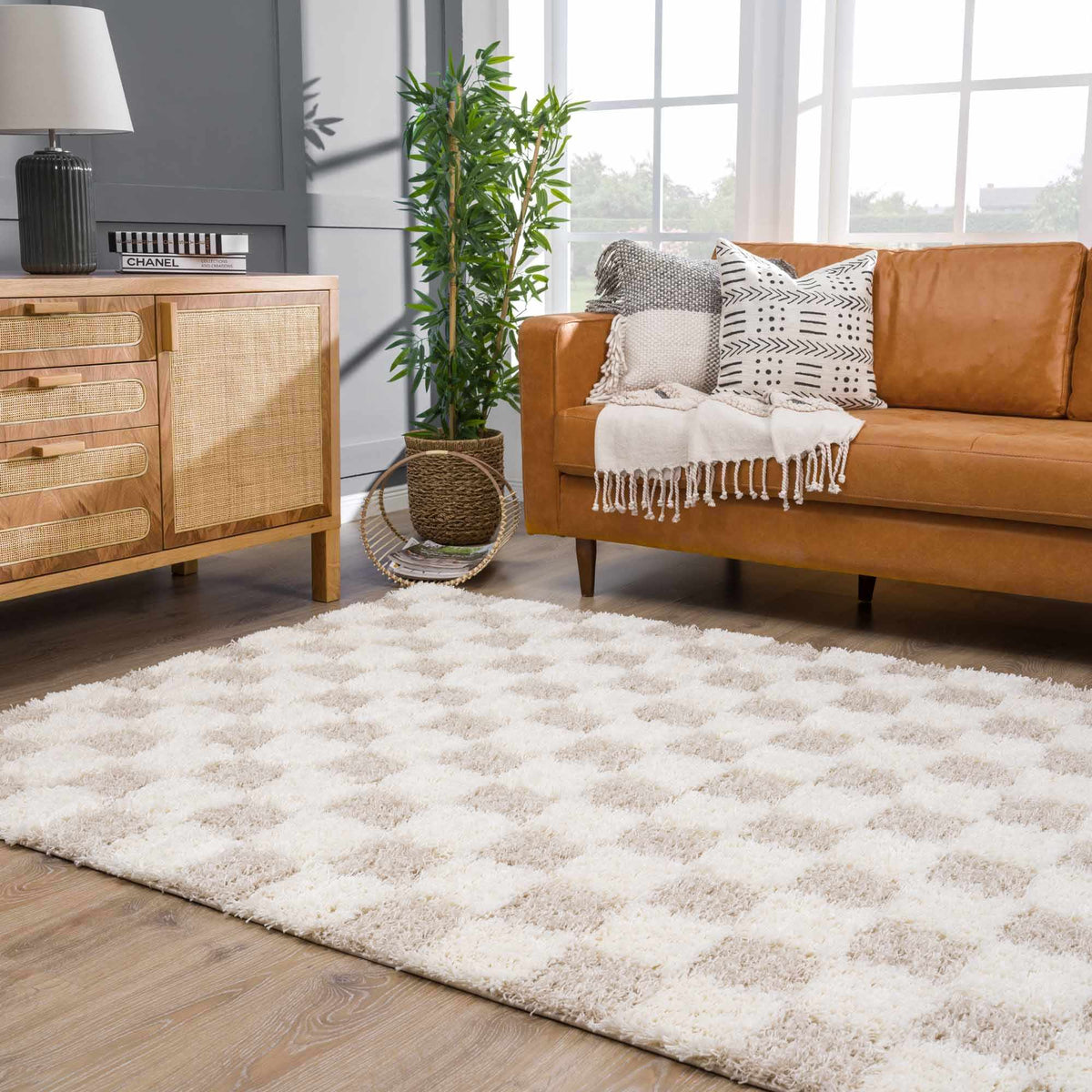 Cloud-Soft Checkered Area Rug – Contemporary Plush in Warm Neutrals