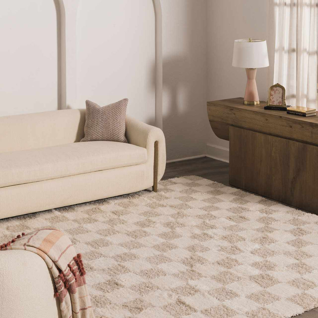 Cloud-Soft Checkered Area Rug – Contemporary Plush in Warm Neutrals